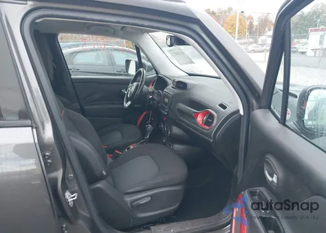 2016 Jeep Renegade Trailhawk из США, поврежденный, VIN ZACCJBCT7GPC72500